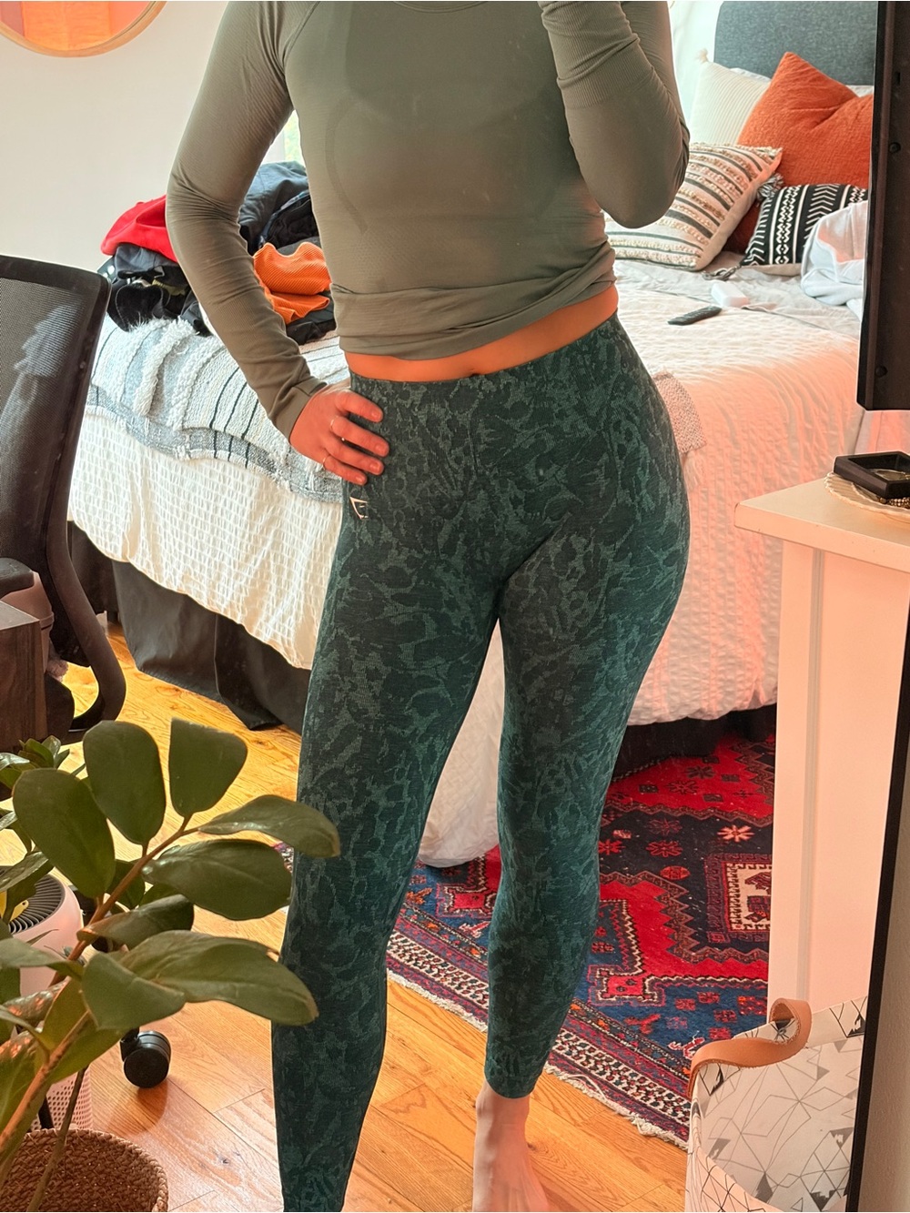 Green Patterned High-Waist Gym Shark Leggings